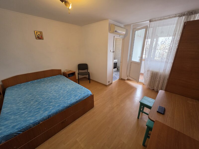 Trapezului, 5 minute metrou 1 Decembrie 1918, bloc 1978, reabilitat